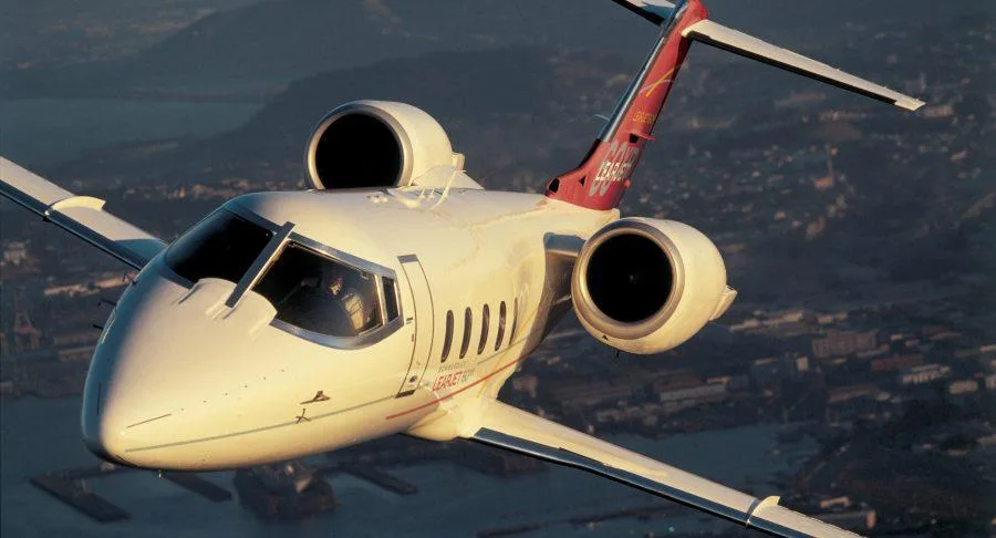 Bombardier-Learjet-60xr.jpg