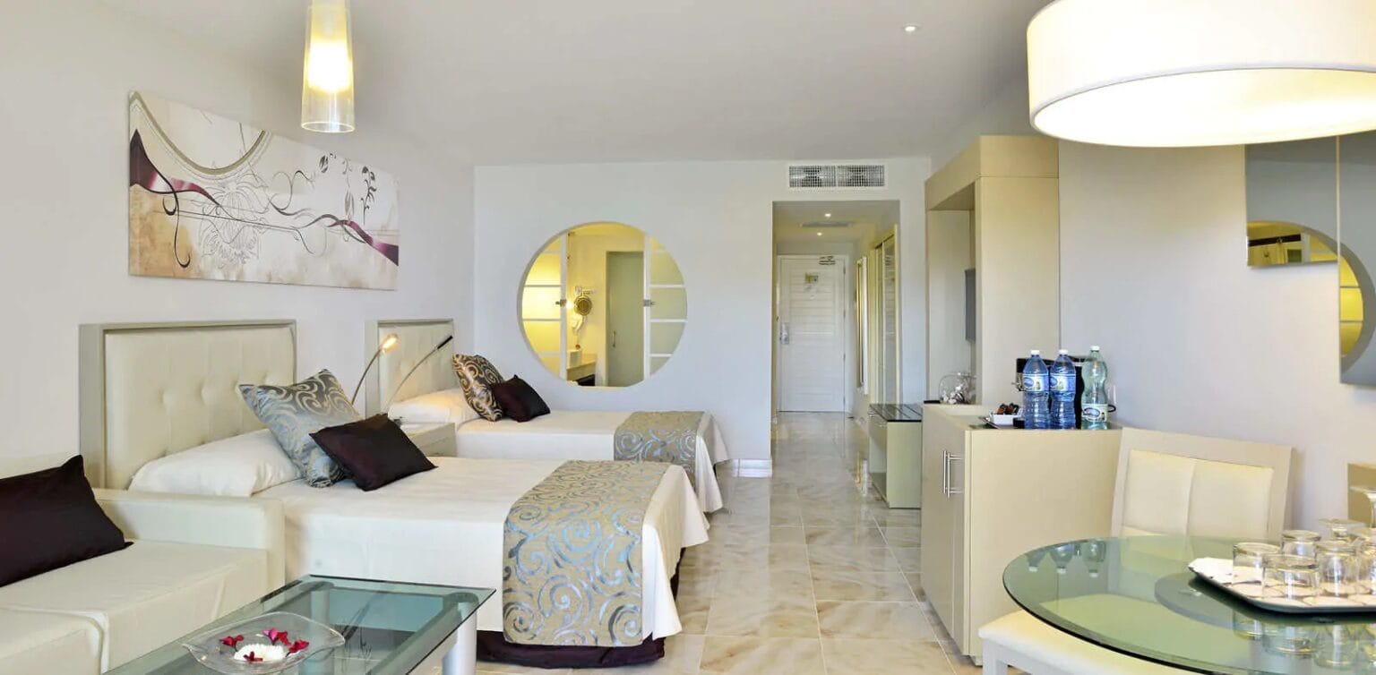 hotel-paradisus-varadero-family-concierge-junior-suite-3.jpeg
