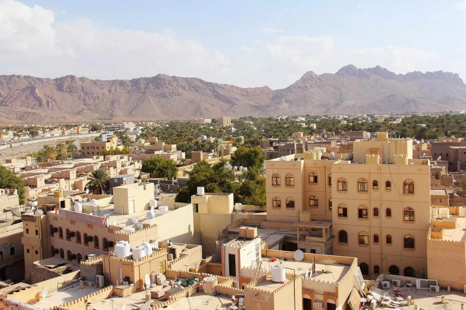 nizwa-city-3249534.jpg