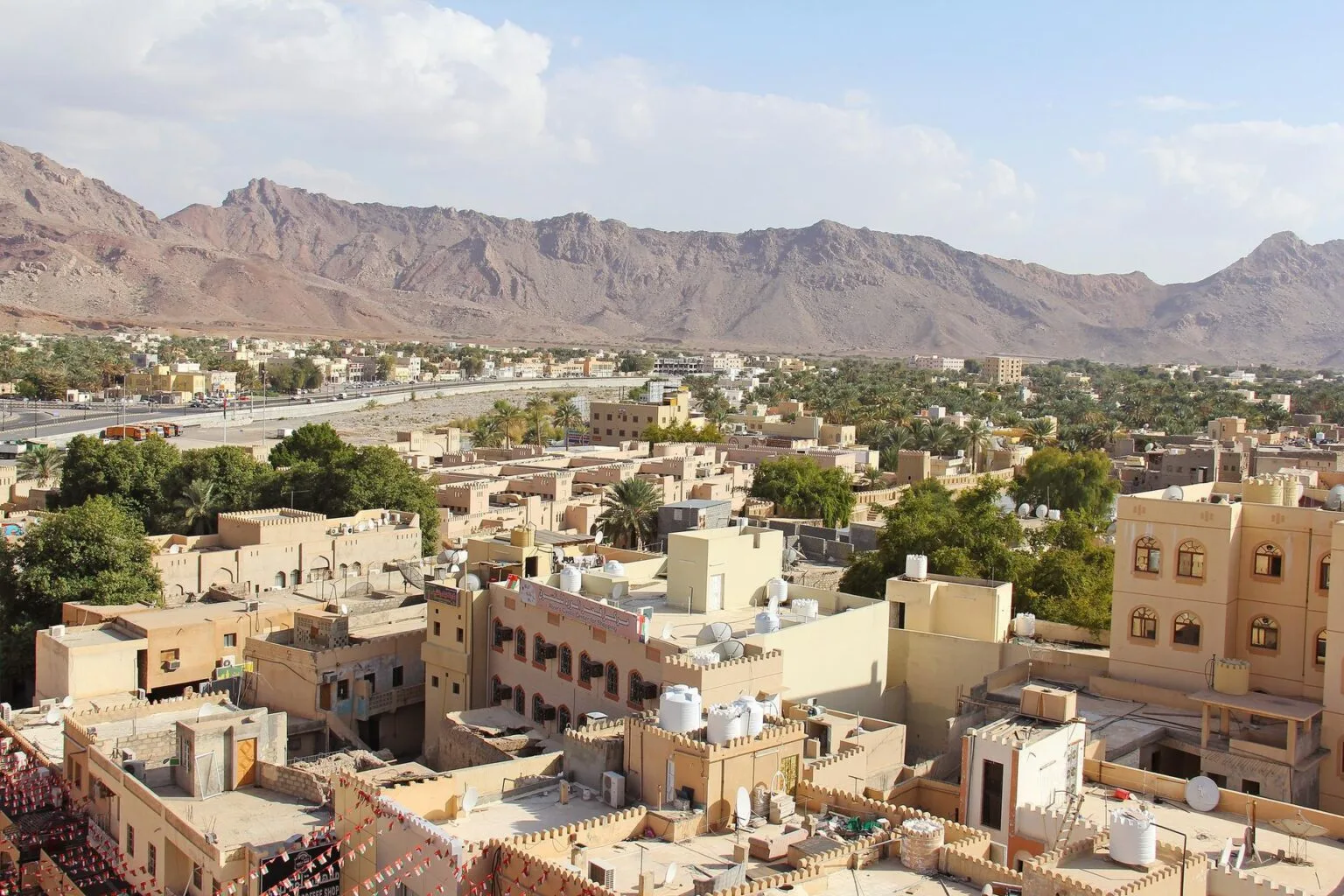 nizwa-city-3249549-1.jpg