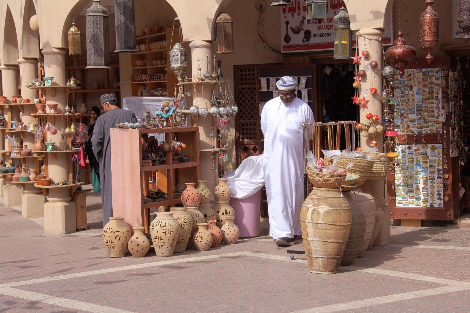 omani-3242317.jpg