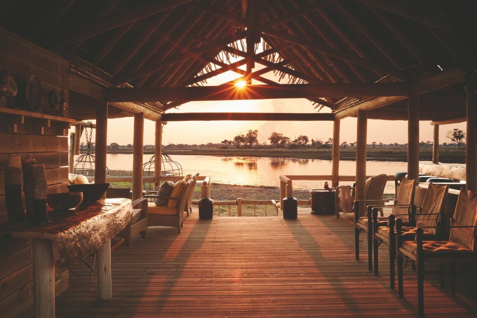 wyprawy-Splendor-Afryki-Belmond-Eagle-Island-Lodge3.jpg
