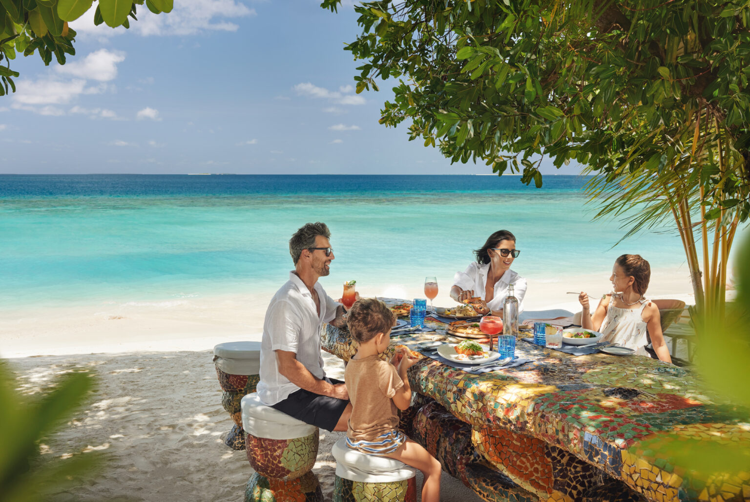 Джоалі, Мальдіви, радості Джоалі, сімейний обід, місце для обіду