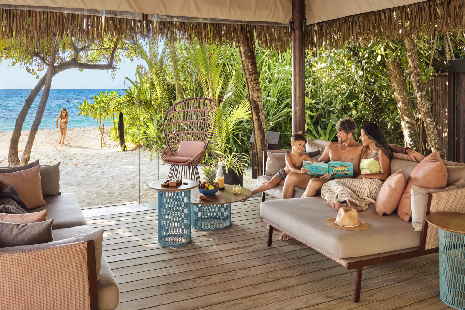 родина Джоалі 33