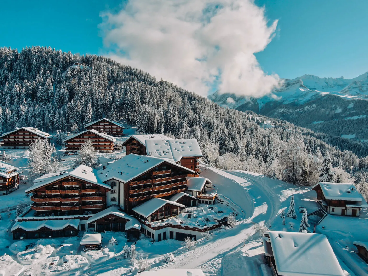 Chalet Royalp, the best mountain hotels for skiing 2022, mountain hotels for winter, Switzerland the best hotels