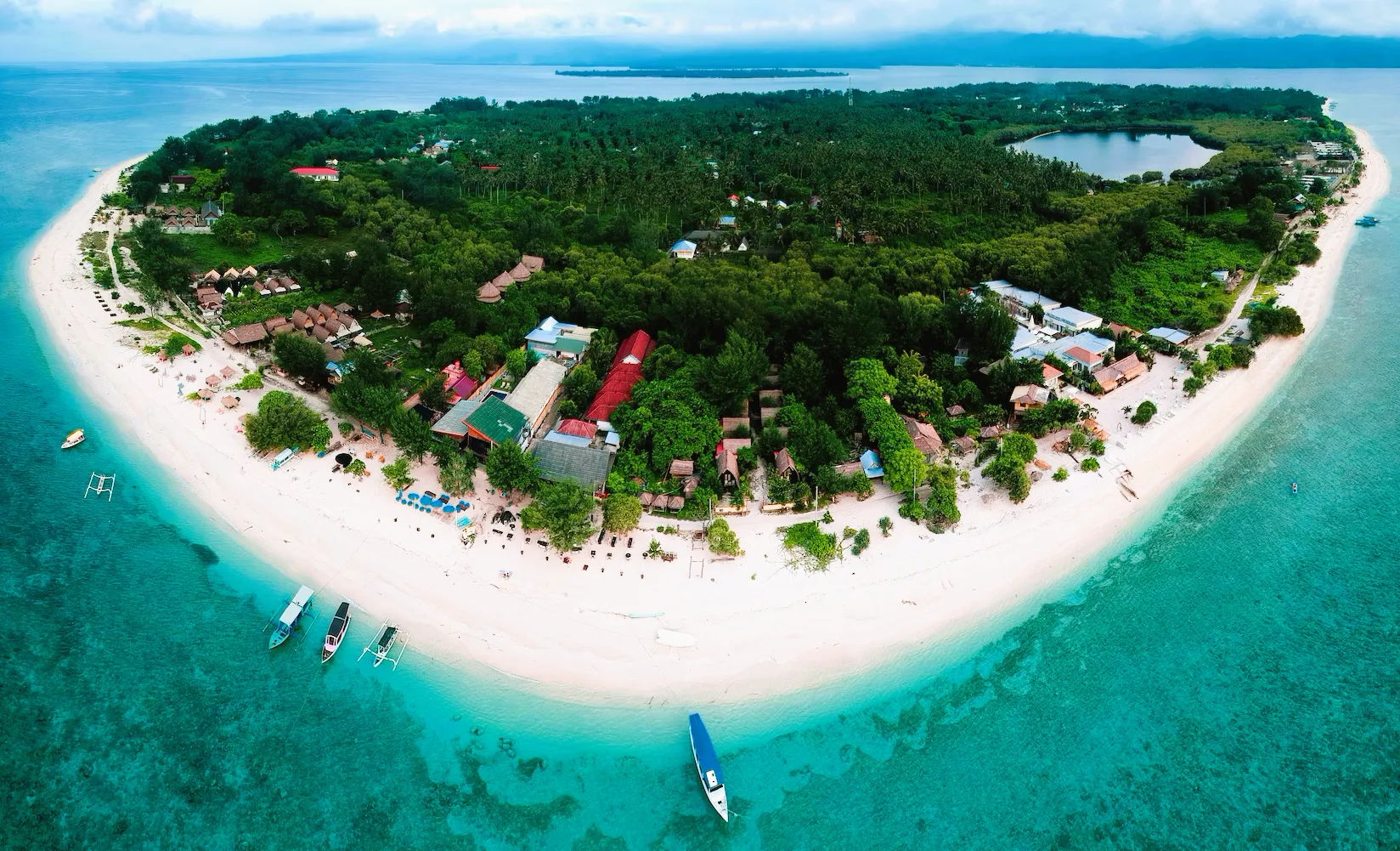 Гили Мено, роскошный отдых в Индонезии, осмотр достопримечательностей Индонезии, индивидуальный отдых в Индонезии