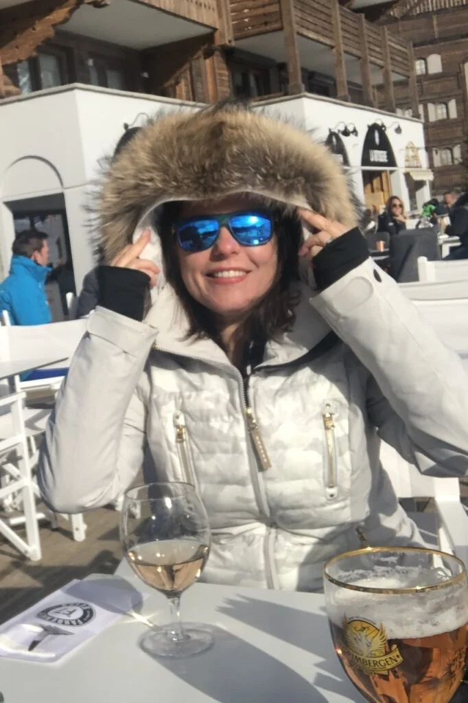 Carter.eu Travel Agency,We are experts in tailor-made holidays,We have been offering luxury hotels and unforgettable journeys for over 20 years,With our travel agency you will plan your dream holiday from scratch,Transportation for and during the holidays tailored to your expectations,Private guide in every chosen travel destination,Discover hundreds of offers of luxury holidays for the 2025/2026 season