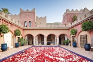 Bezpośrednie połączenie LOT-u do Marrakeszu,Autentyczne Maroko – ekskluzywne wycieczki i hotele jak z bajki,Baśniowe Maroko - luksusowe wakacje szyte na miarę i najlepsze hotele w Maroku,Bezpośrednie loty do Marrakeszu z Polski od października 2025,Wycieczki do Maroka w sezonie wakacyjnym 2025/2026 z biurem podróży CARTER ®,Najlepsze hotele - Hotel Royal Mansour w Marrakeszu w Maroku,Co warto zobaczyć w Marrakeszu,który tętni życiem?,Wycieczki na Saharę - poznaj największe sekrety niezwykłej pustyni,Luksusowe hotele w Maroku - hotele Dar Ahlam i Kasbah Tamadot,Antyatlas i południowe Maroko,Luksusowe wycieczki objazdowe do Maroka poza utartym szlakiem