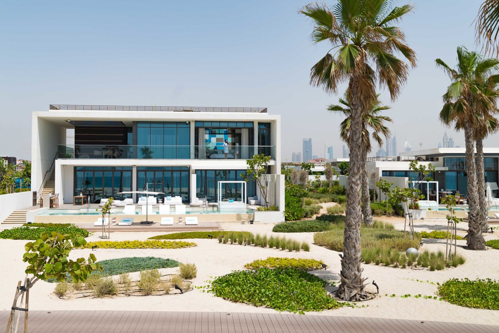 Nikki Beach Resort & Spa Dubai, wakacje w Dubaju, wynajem willi w dubaju, luksusowe wille w Dubaju, najlepsze wille w Dubaju