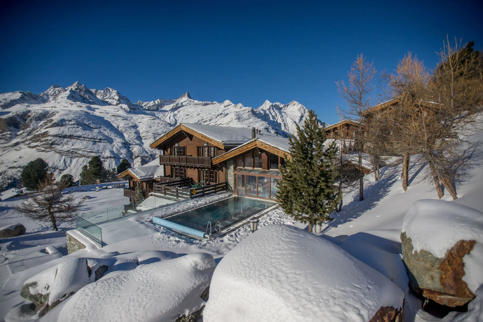 Raffelalp, the best mountain hotels for skiing 2022, mountain hotels for winter, Switzerland the best hotels