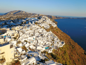 Santorini, najlepsze hotele na Santorini, wczasy na Santorini, luksusowe wakacje na Santorini