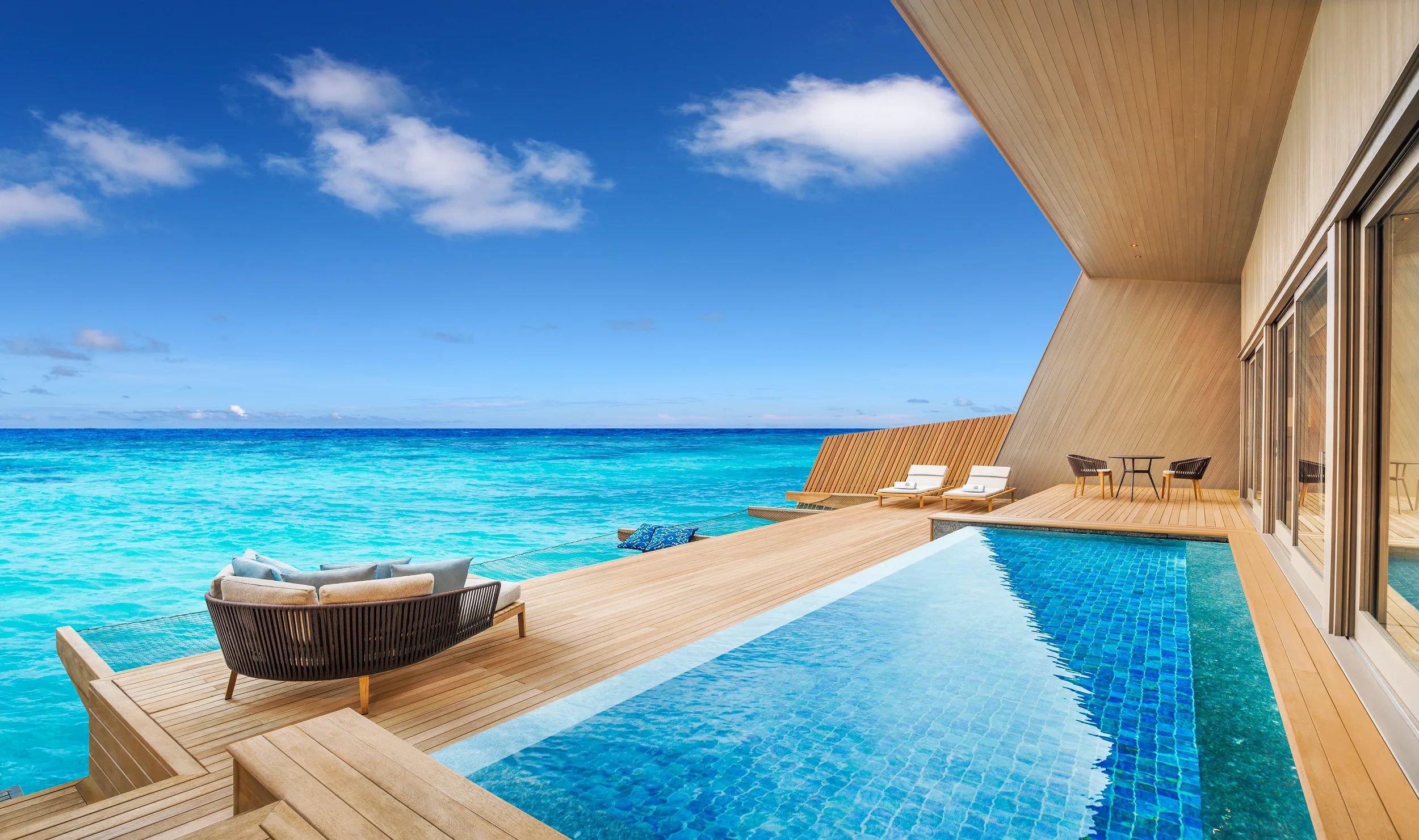Hotel St. Regis Vommuli in Maldives tours to Maldives