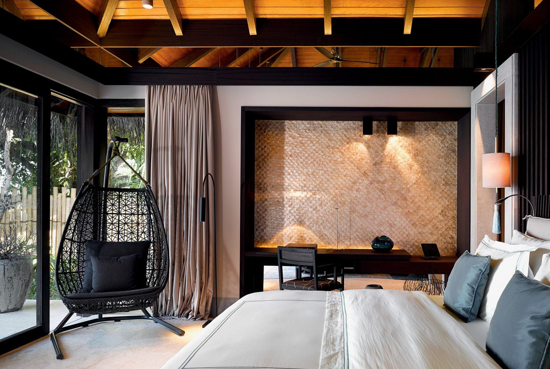 NIKA RESIDENCE BY PATRICIA URQUIOLA