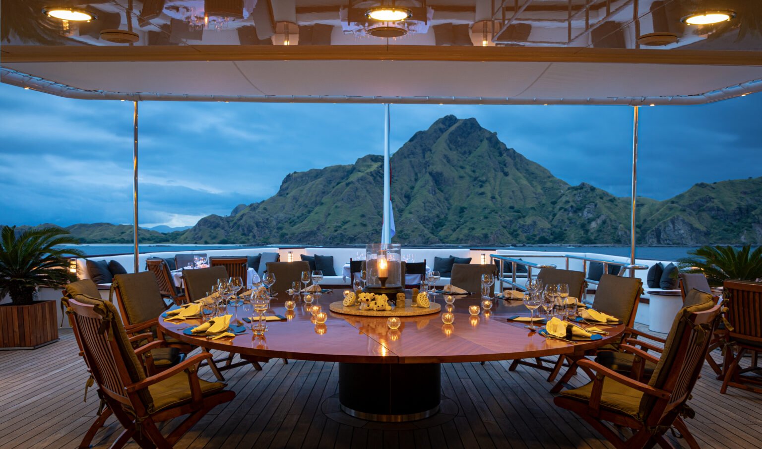 Aqua Blu ekskluzywny rejs po Indonezji