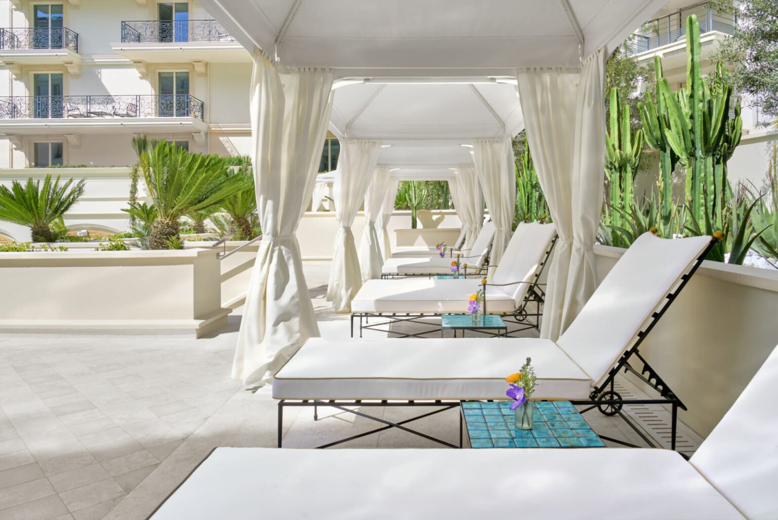 Carlton Cannes, Francja -ekskluzywne wczasy na Lazurowym Wybrzeżu, luksusowe hotele we Francji 12