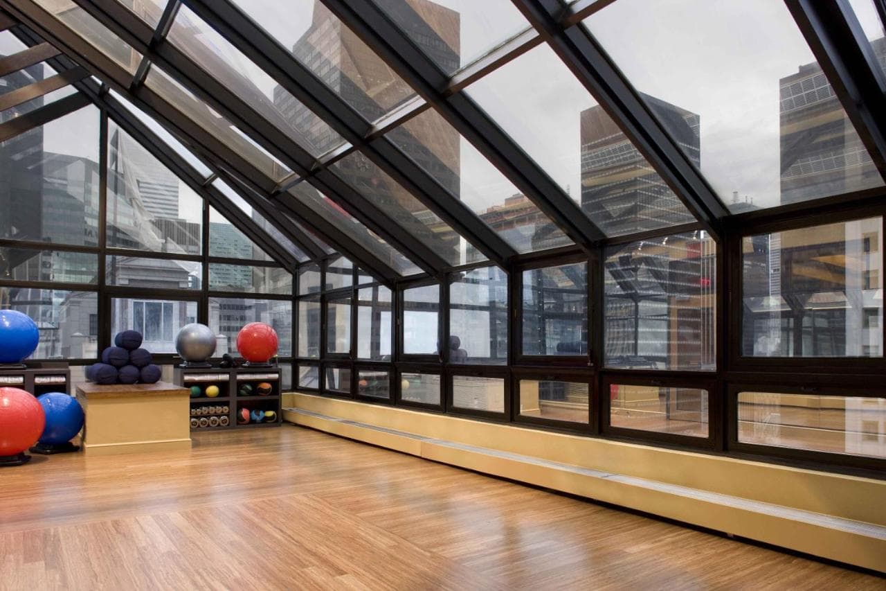 The Peninsula New York 12