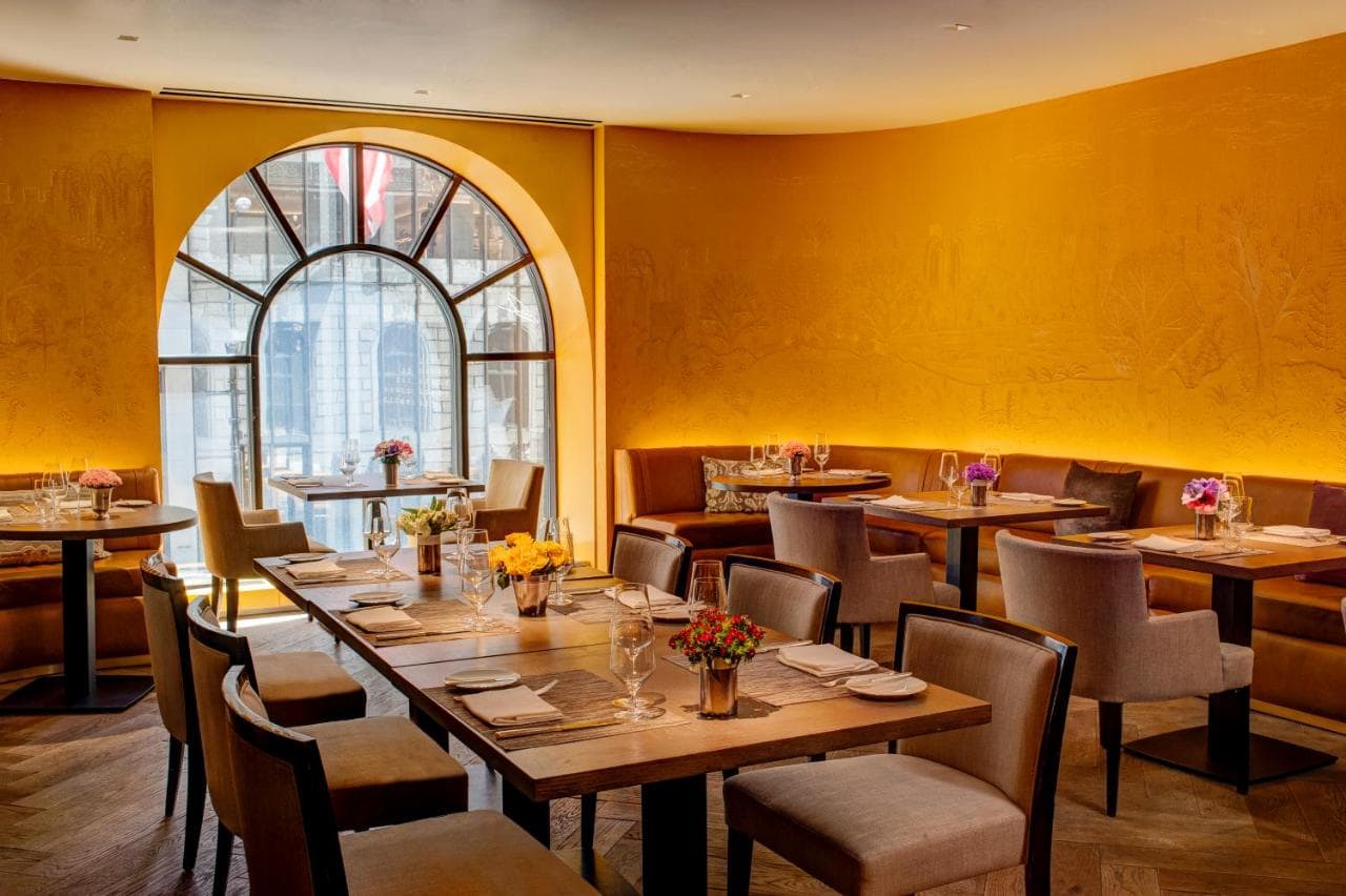 The Peninsula New York 15