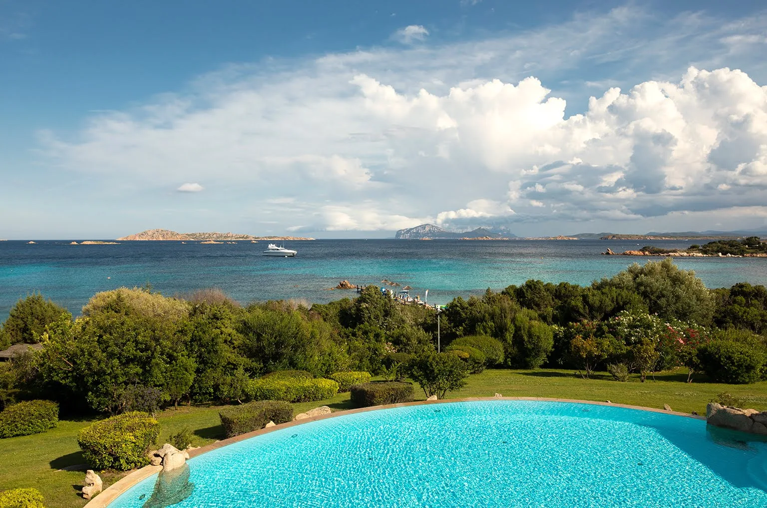 romazzino-a-belmond-hotel-costa-smeralda-costa-smeralda-sardynia-wochy-187935-full