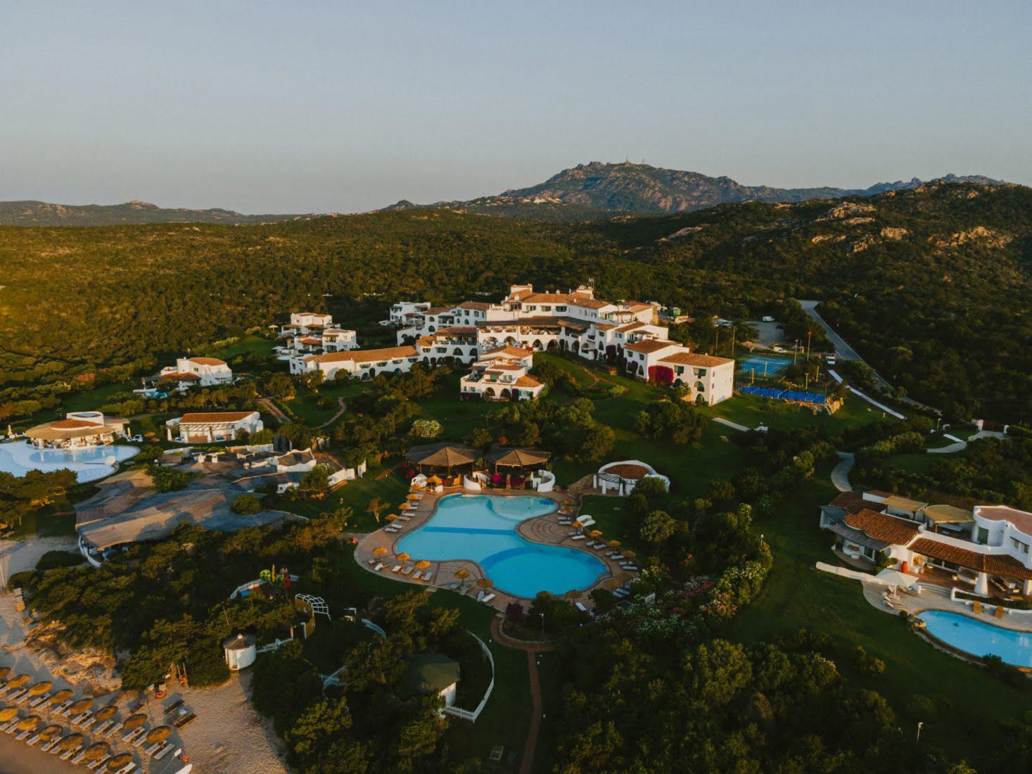 romazzino-a-belmond-hotel-costa-smeralda-costa-smeralda-sardynia-wochy-187950-full