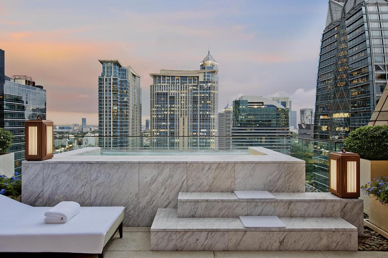 Rosewood Bangkok 5