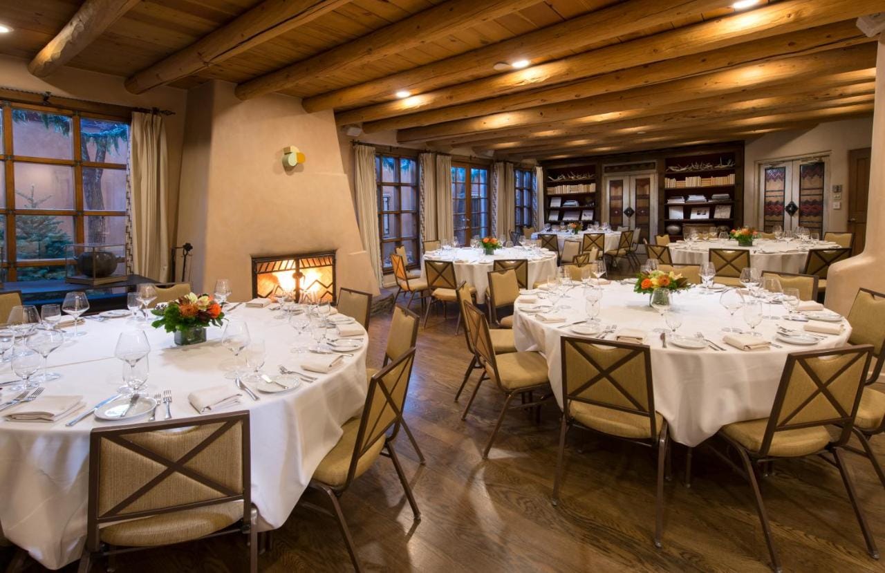 Rosewood Inn of the Anasazi 9