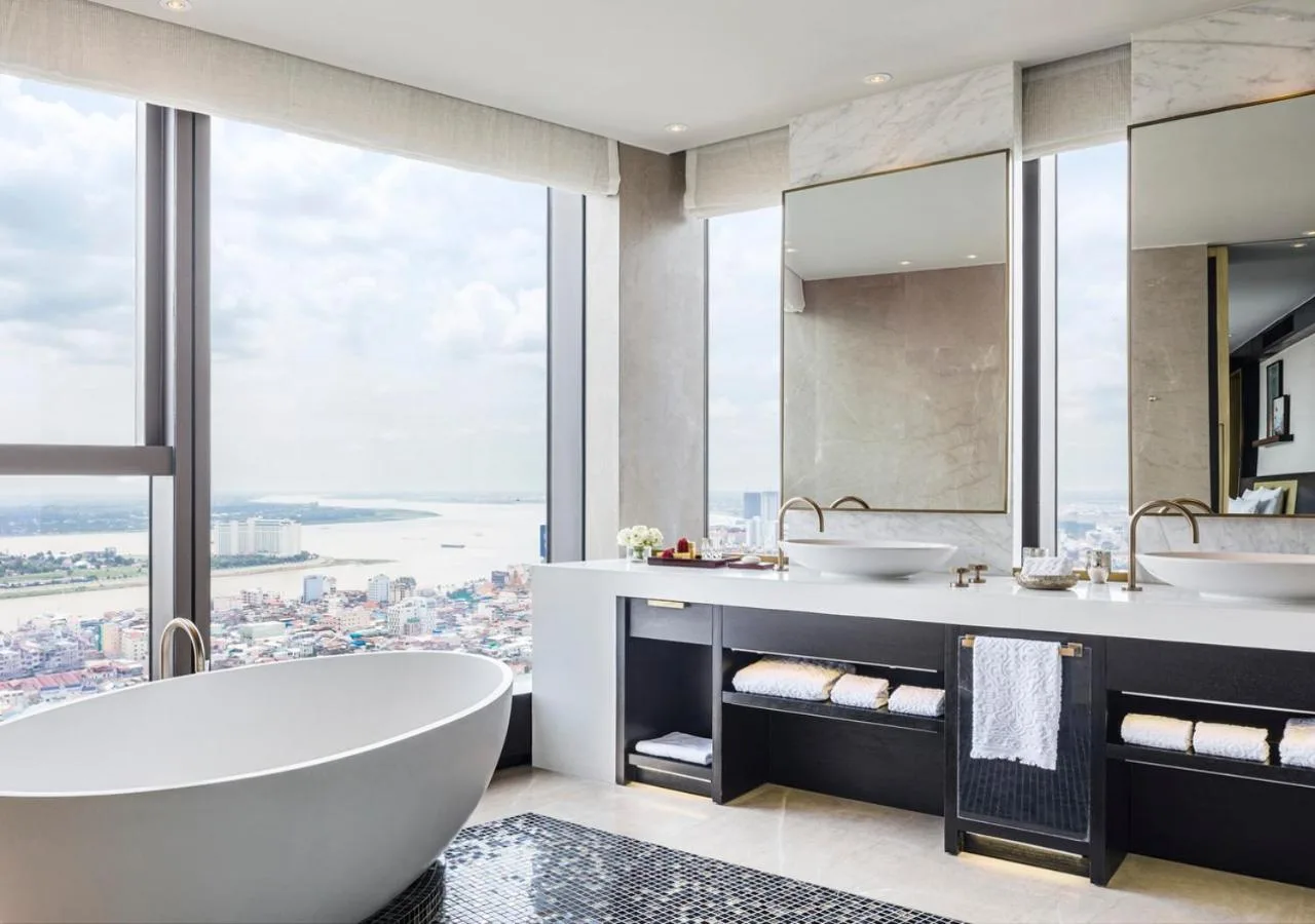 Rosewood Phnom Penh 13