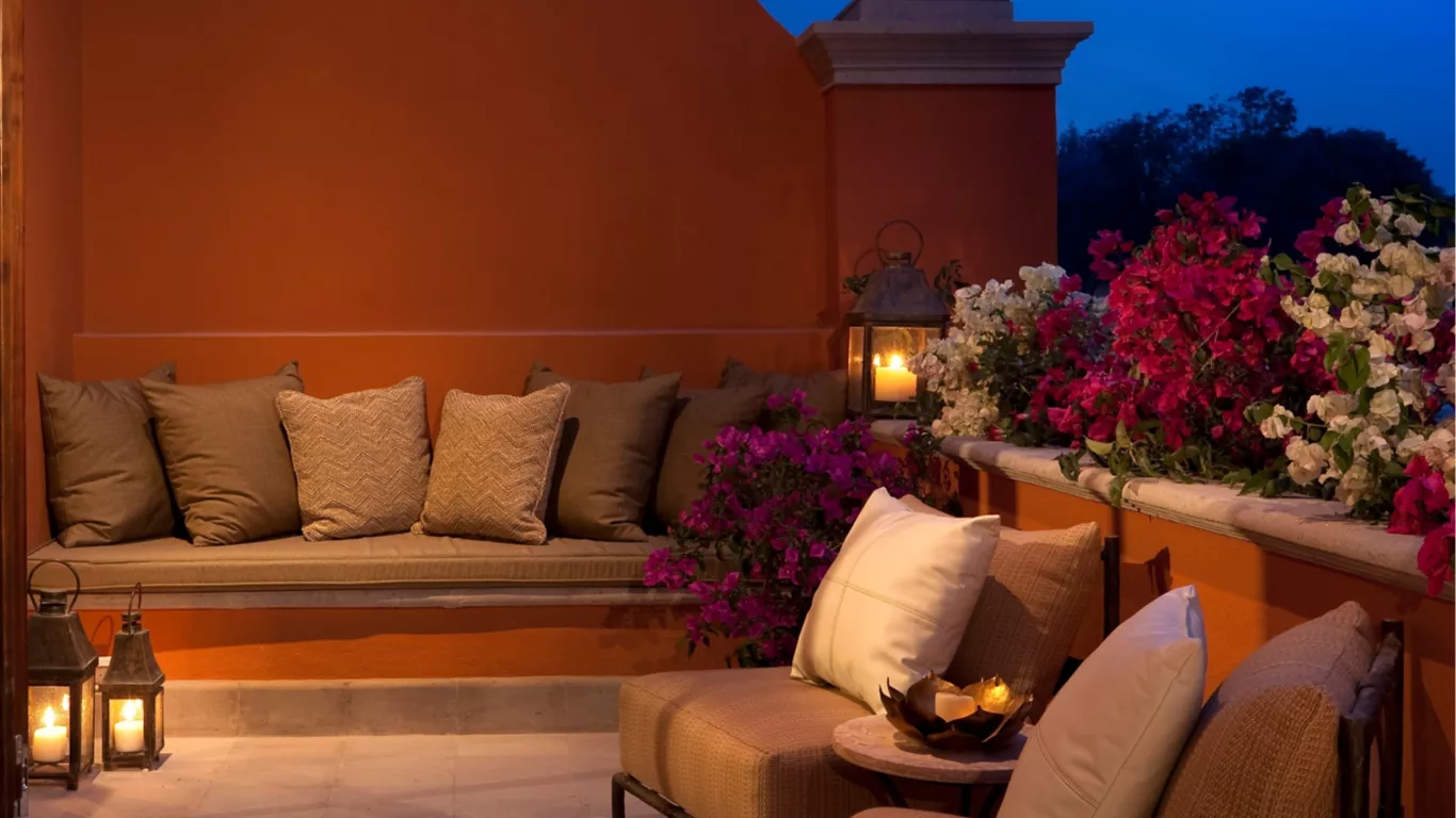 hi-sma-28473136-terrace-v2_WIDE-MEDIUM-4-3