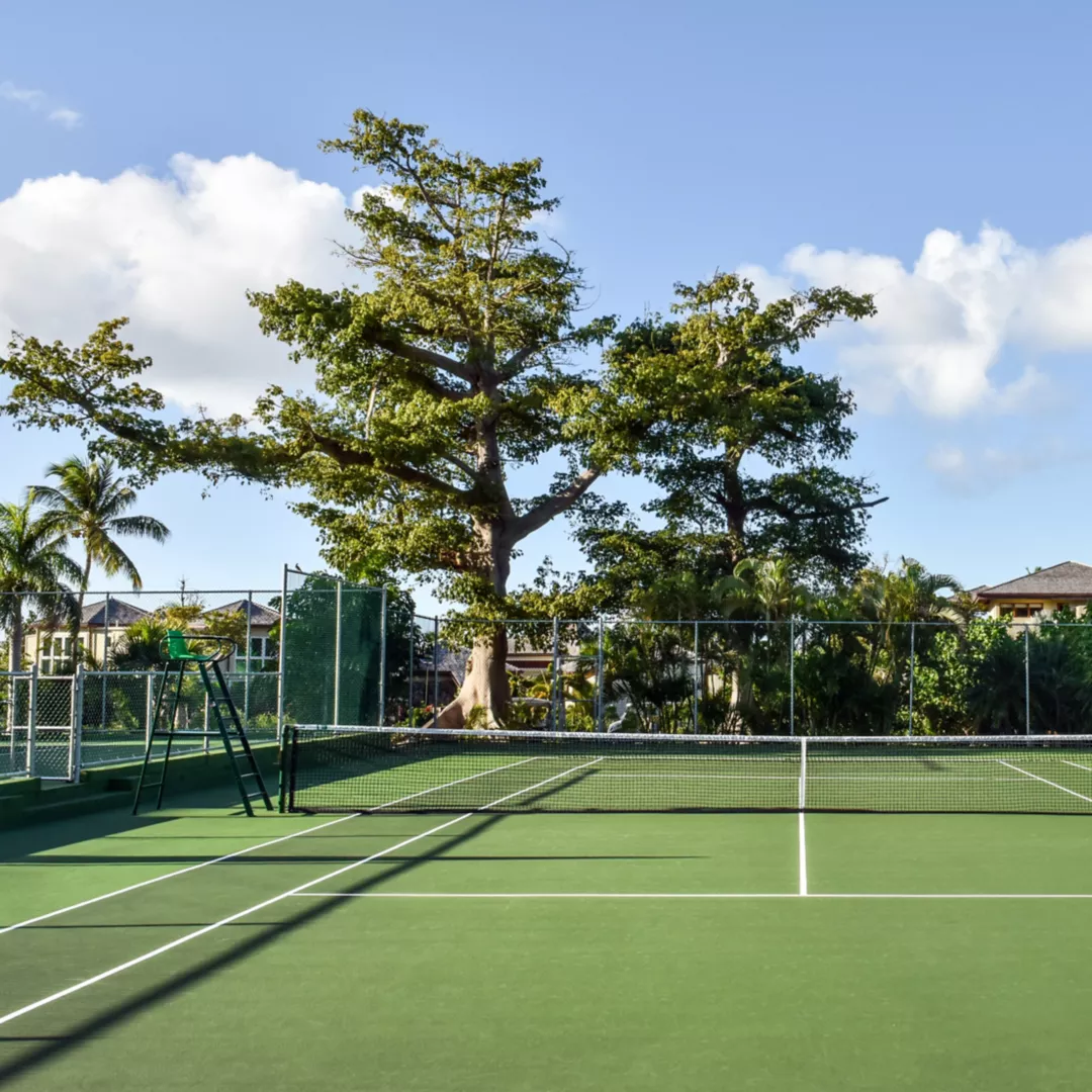 khaydenrldbtennisgreencourt_SQUARE-LARGE-1-1