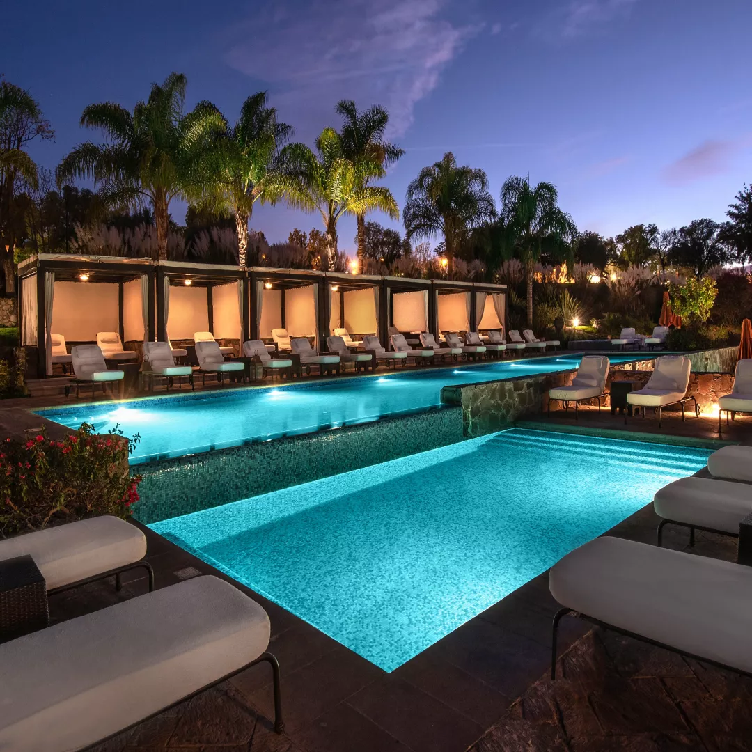 pools_SQUARE-LARGE-1-1