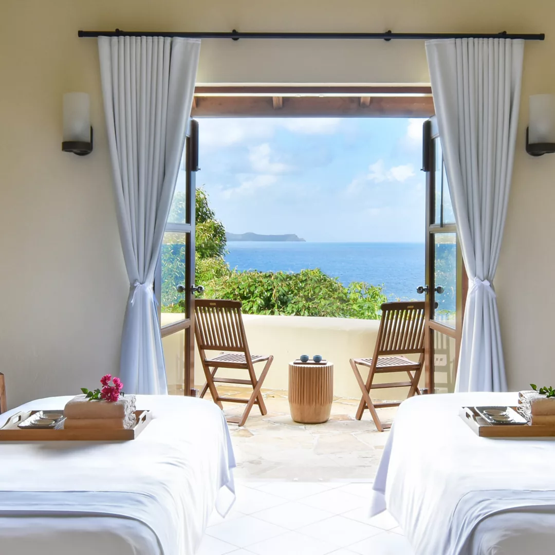 rosewoodlittledixbay-couplestreatmentroom-closeup-1_SQUARE-LARGE-1-1