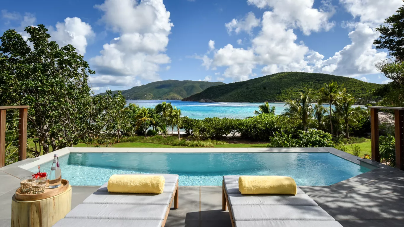 rosewoodlittledixbay-onebedroompoolsuiteterrace-1-2_WIDE-MEDIUM-4-3