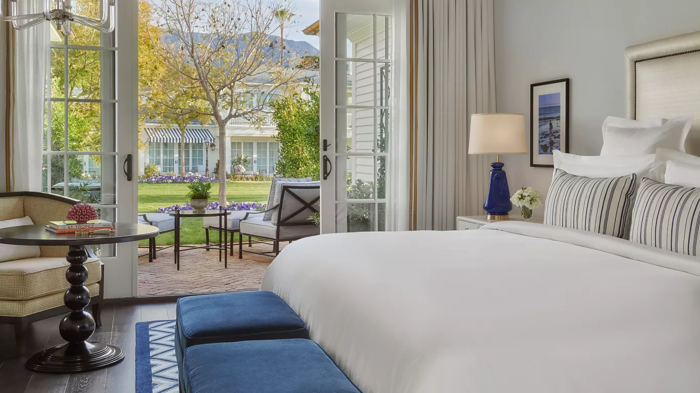 rosewoodmiramarbeach-gardenbungalowking_WIDE-MEDIUM-4-3