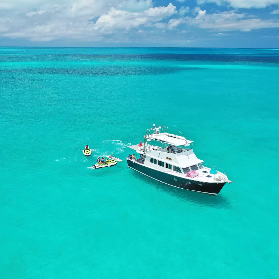 travel_charters_jetskis_SQUARE-LARGE-1-1