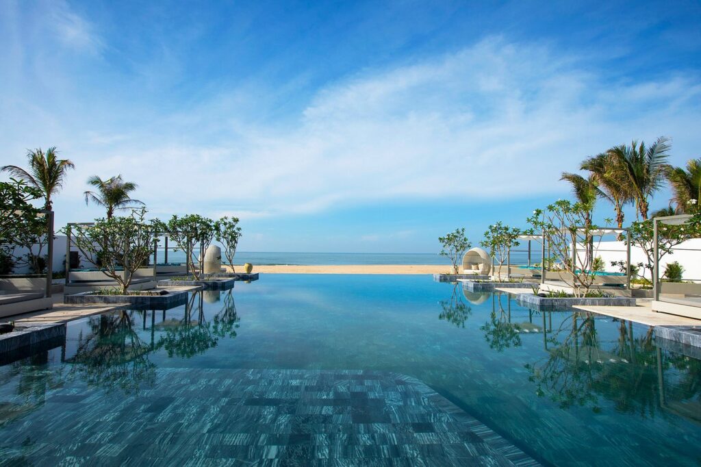 melia ho tram beach resort basen 1