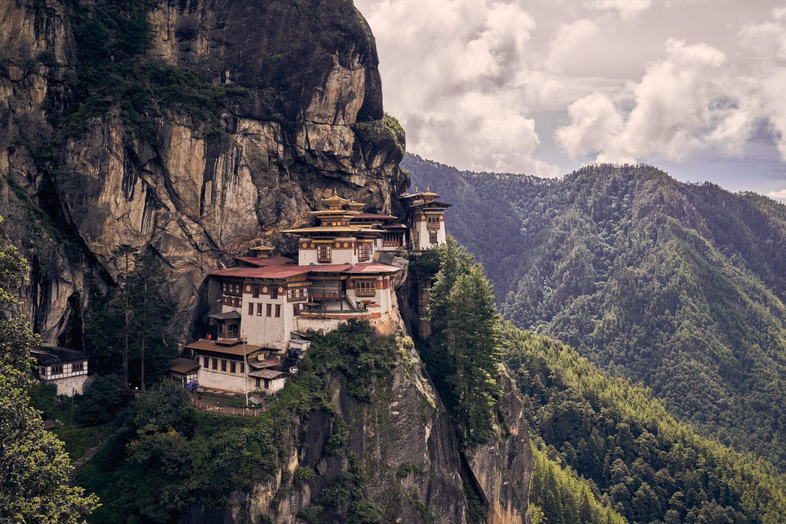Szlak Grzmiącego Smoka - pięciodniowa podróż przez Bhutan (12)
