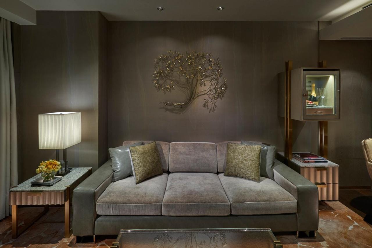 The Landmark Mandarin Oriental, Hong Kong6