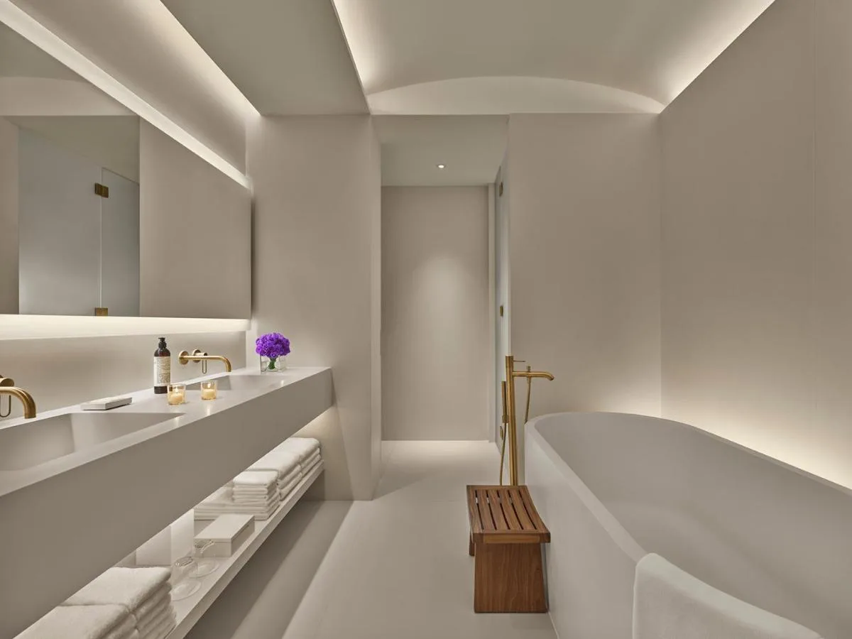 Сінгапурське ВИДАННЯ 10