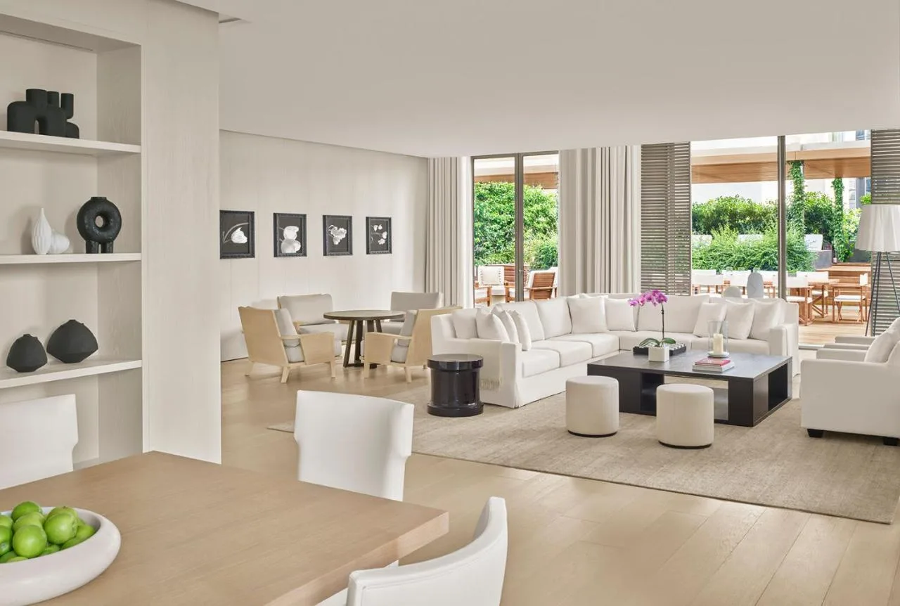 Сінгапурське ВИДАННЯ 13