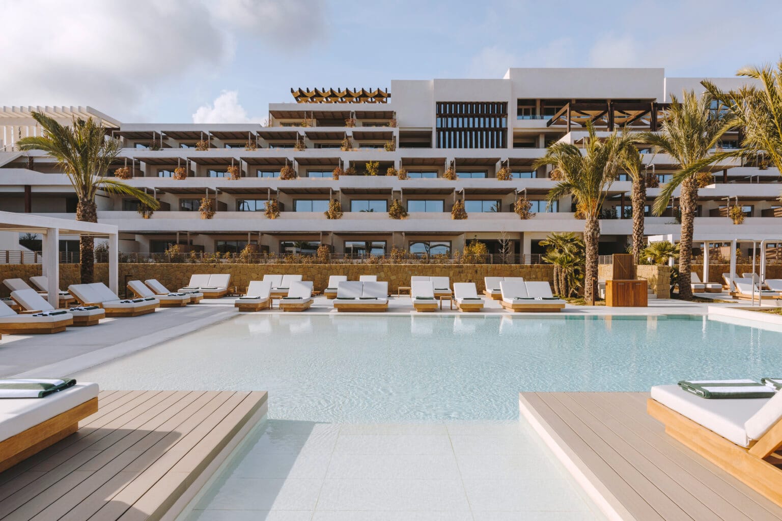 fairmont la hacienda pool resort