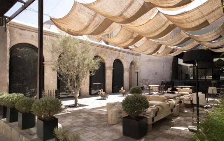 cirqa – relais & châteaux, arequipa, peru - hotel patio