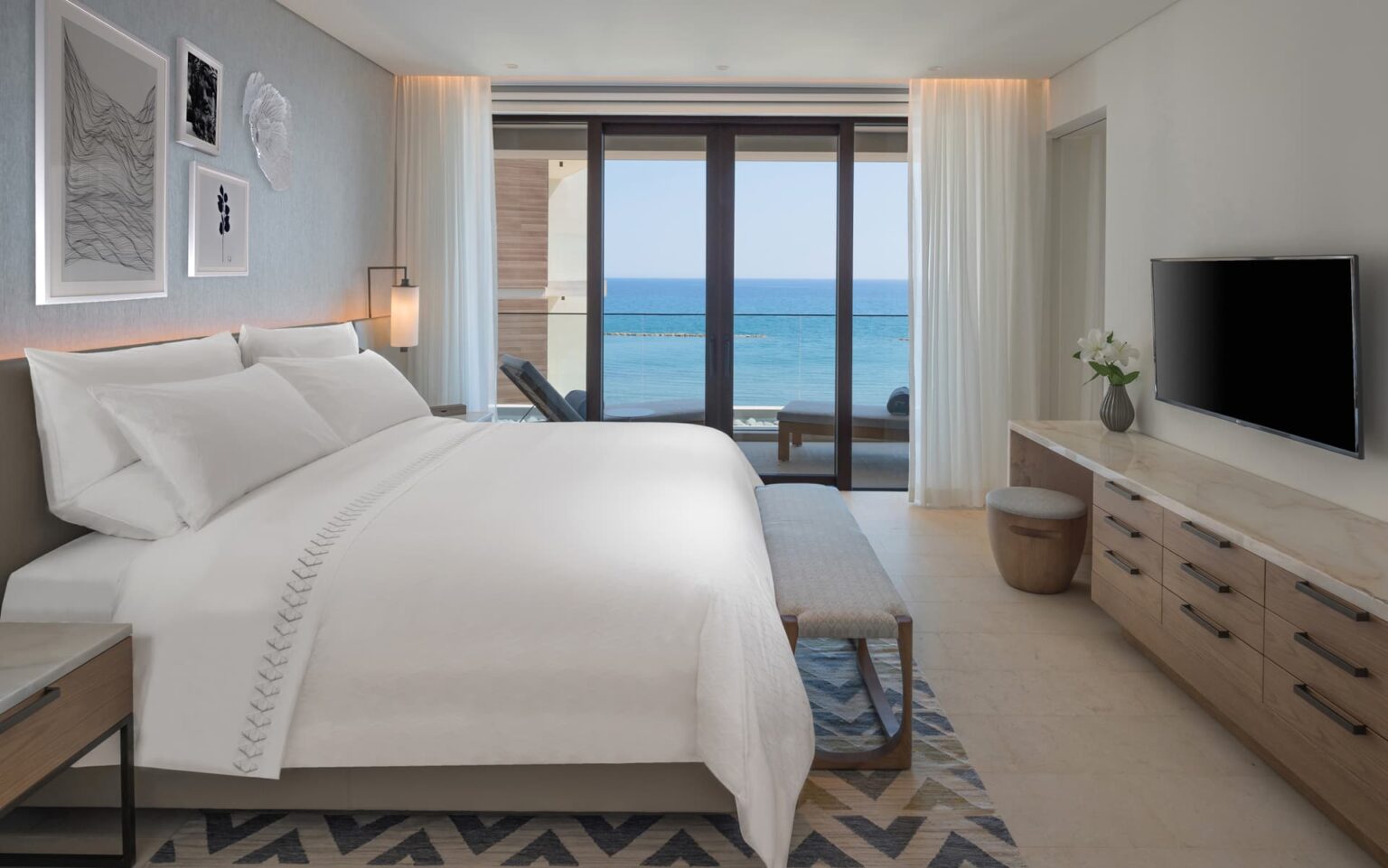 junior suite ii bedroom 1920x1201 s