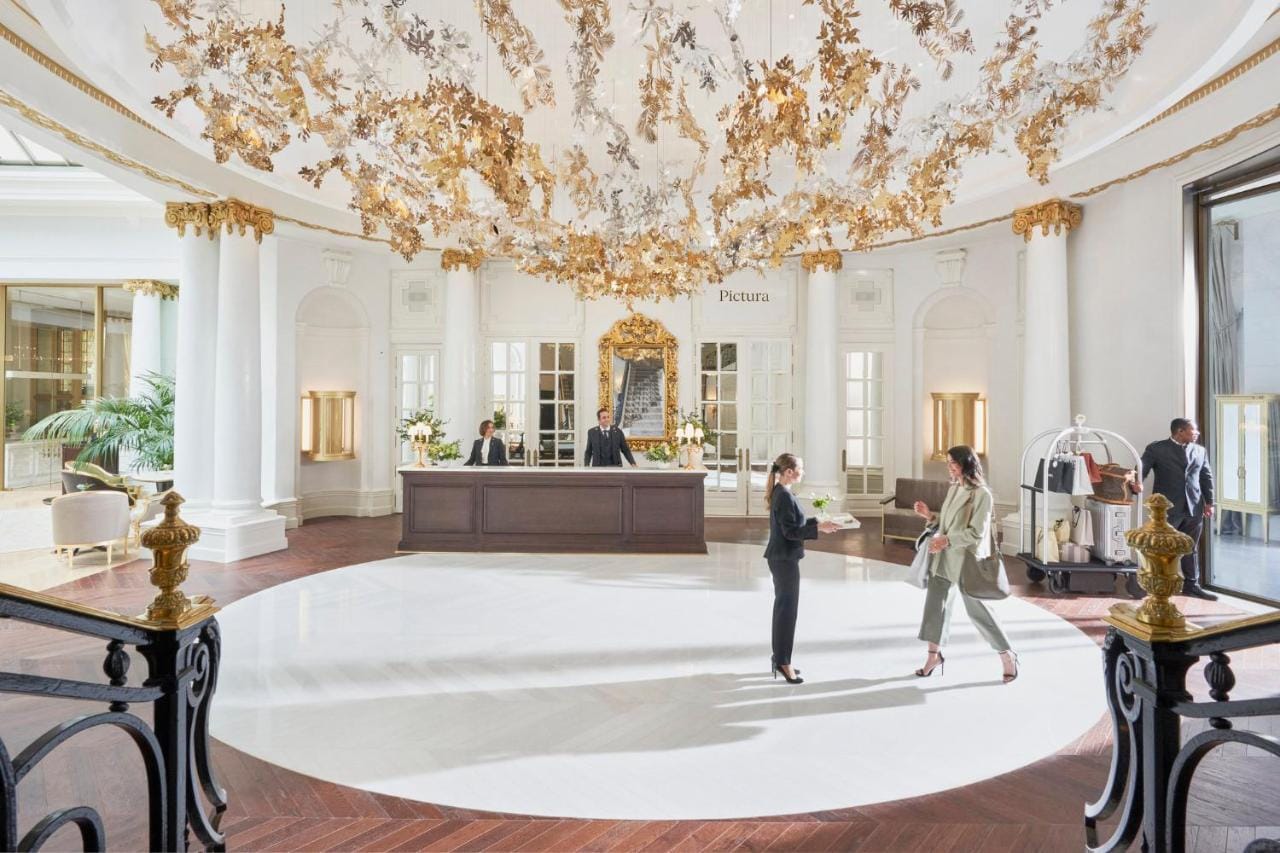 Patio hotelu Mandarin Oriental Ritz, Madrid