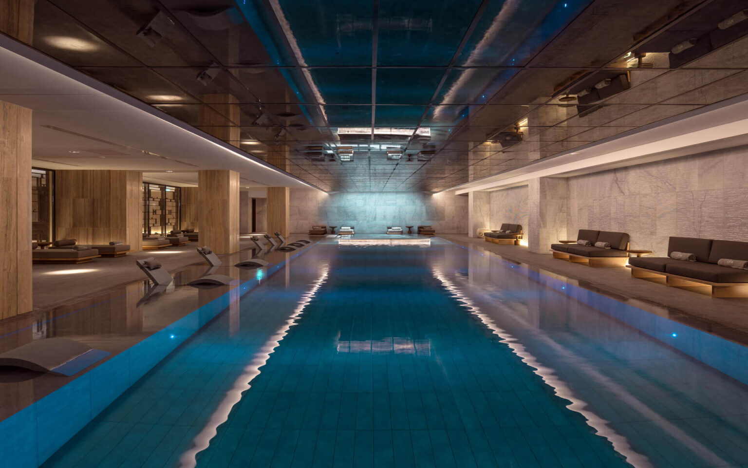 spa indoor pool 1920x1201