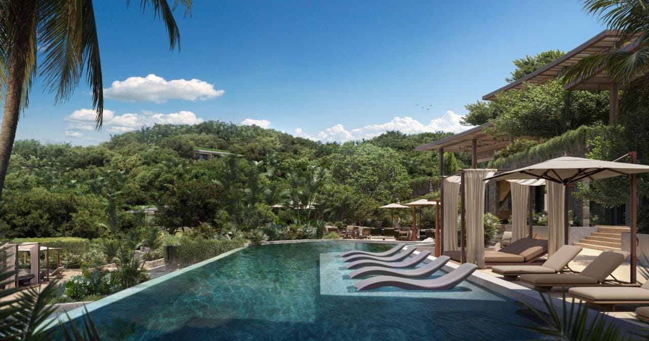 basen zewnętrzny z widokiem na otaczającą zieleń w waldorf astoria costa rica punta cacique
