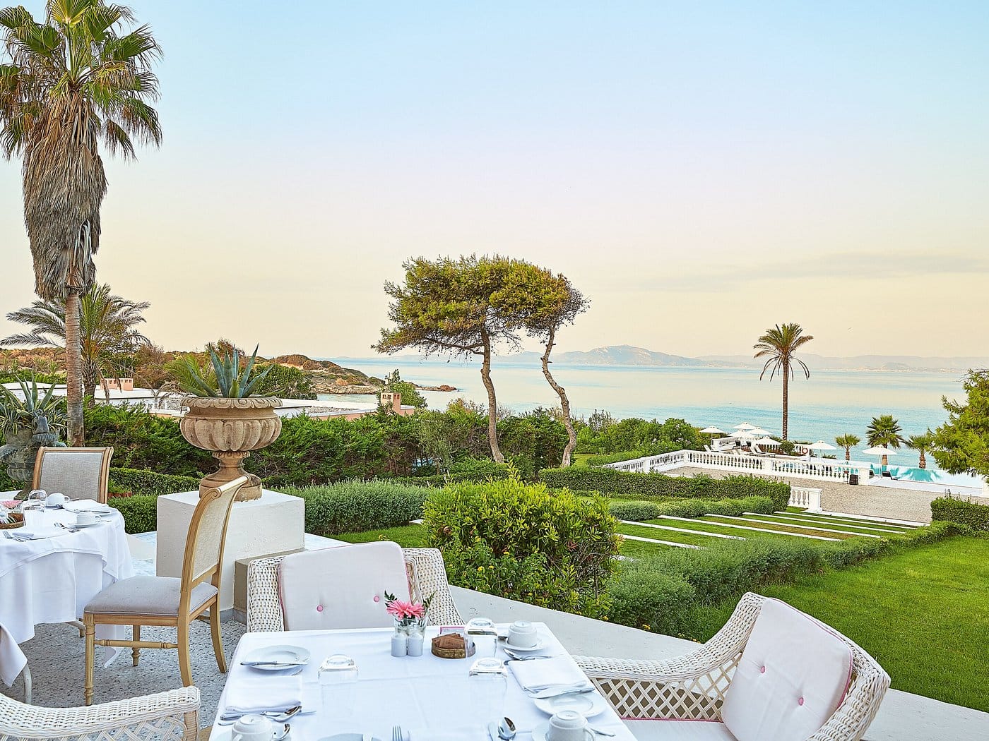 mandola rosa at riviera olympia, a grecotel resort to live (15)