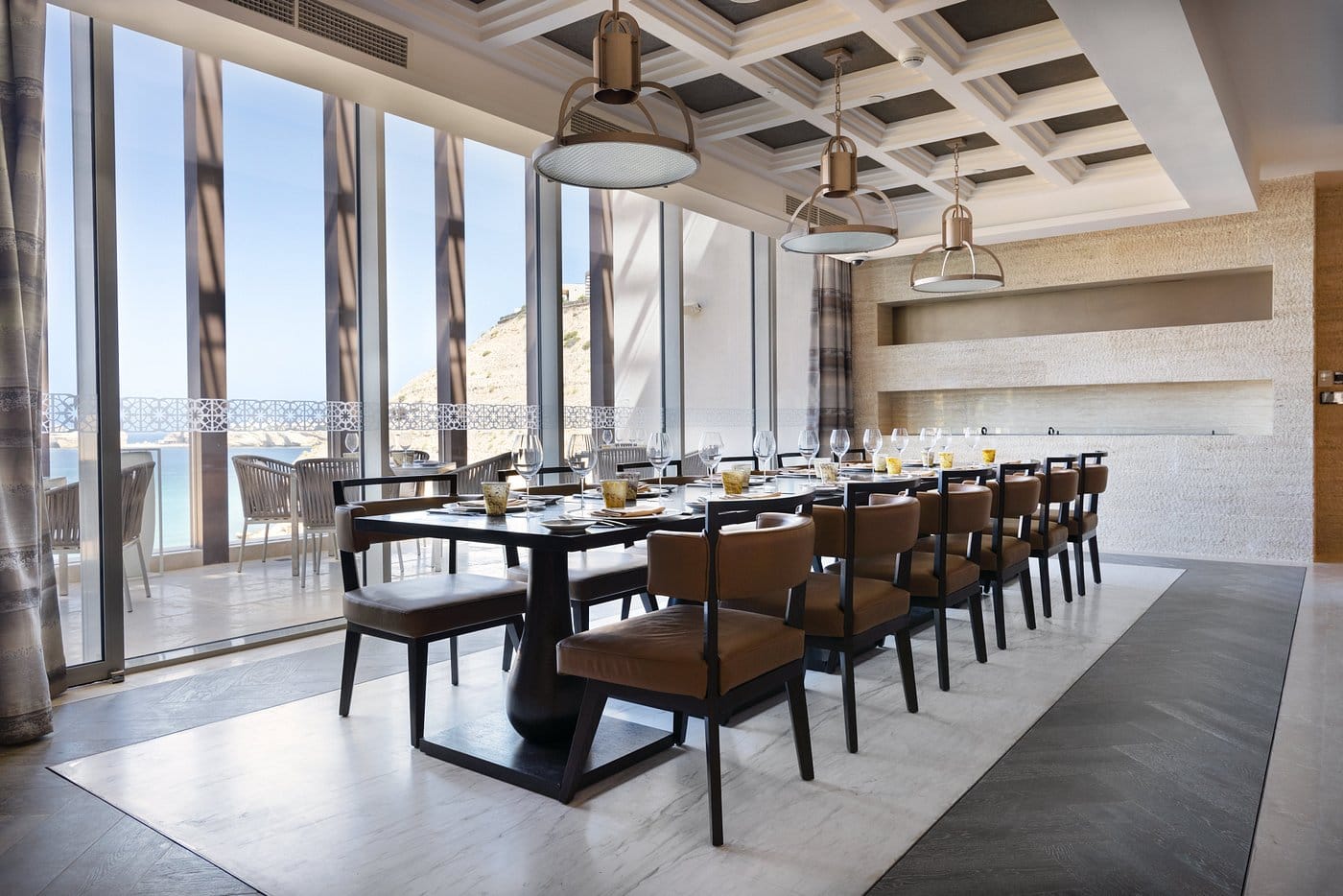 jumeirah muscat bay brezza restaurant