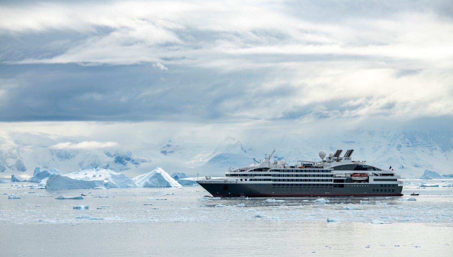 ponant cruises expeditions (44)