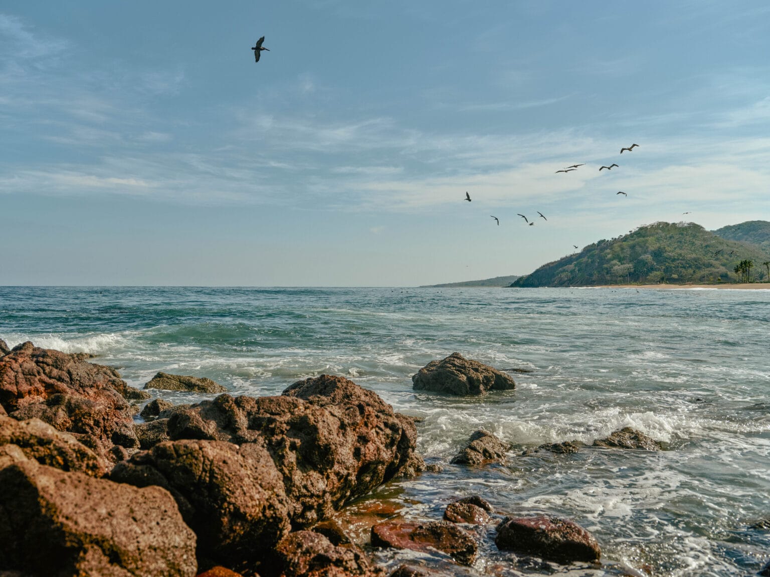 rwmdr destination beach and mountains