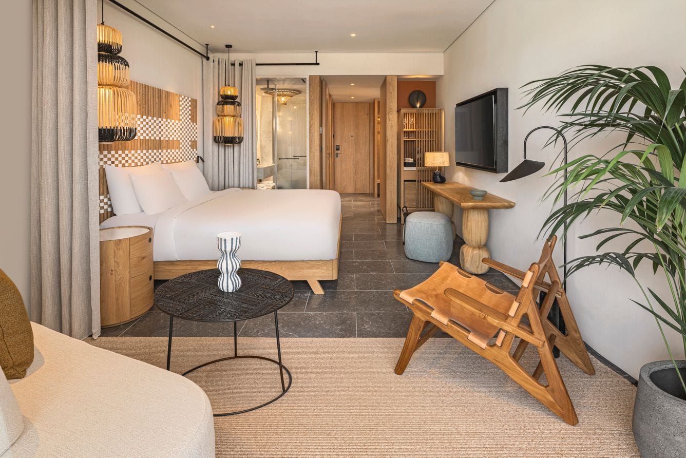 w costa navarino king guest room