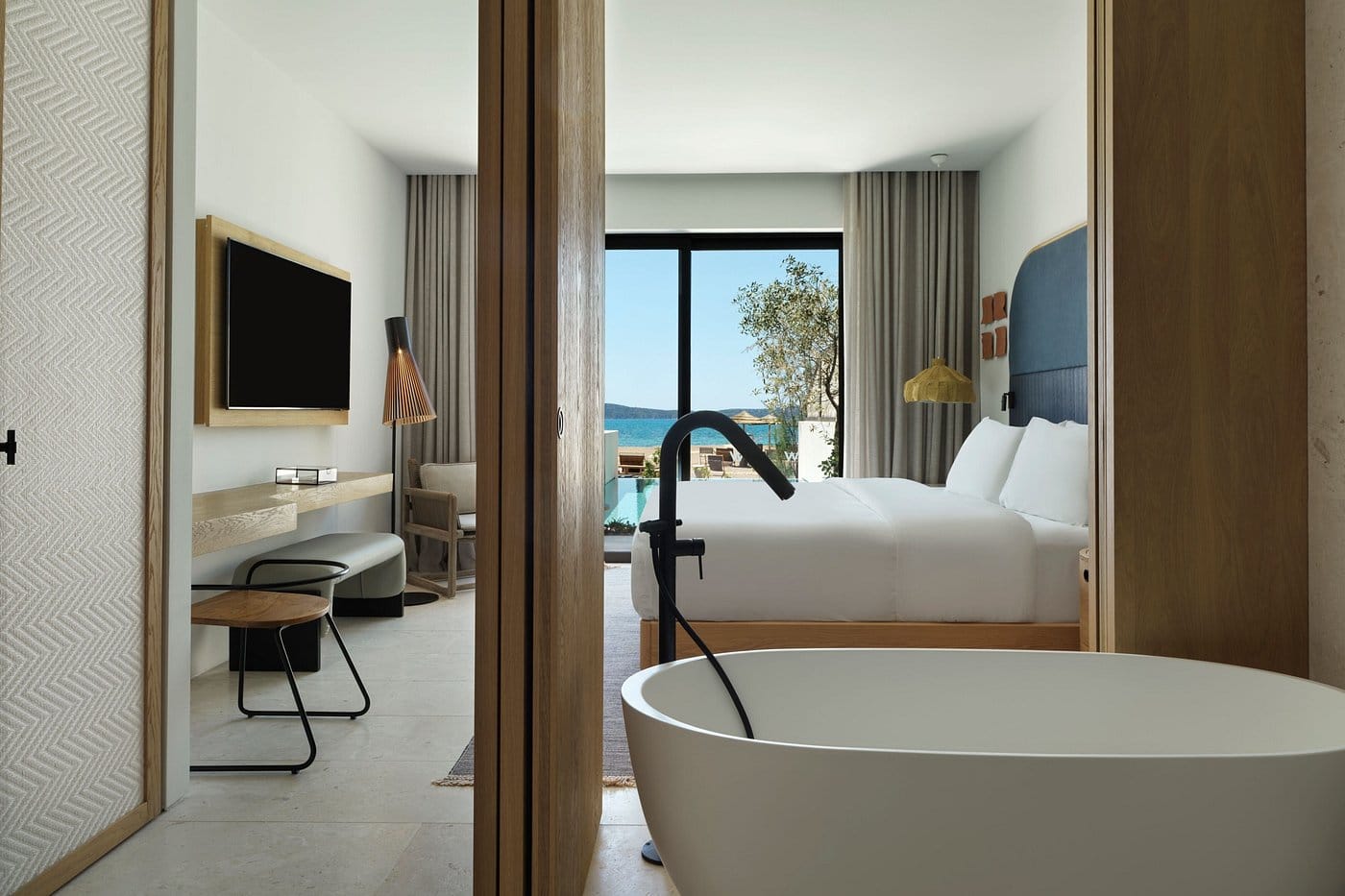 w costa navarino beachfront infinity suite